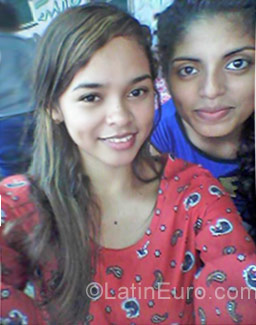 Date this tall Honduras girl Amanda from La Ceiba HN2428