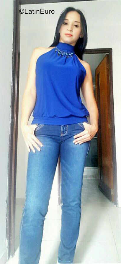 Date this tall Colombia girl Martha from Cali Colombia CO23207