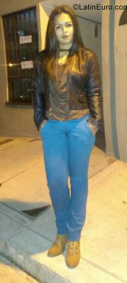 Date this passionate Colombia girl Alexandra from Bogota CO23325