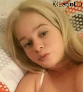 Date this hard body Colombia girl Katalina from Medellin CO23452