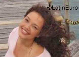 Date this young Colombia girl Anyi from Bucaramanga CO23244