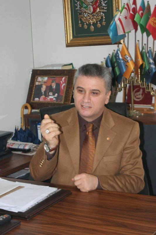 Date this voluptuous United States man Paul from Los Angeles US19034