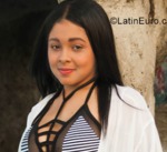 stunning Venezuela girl Horiany from Valencia VE1357