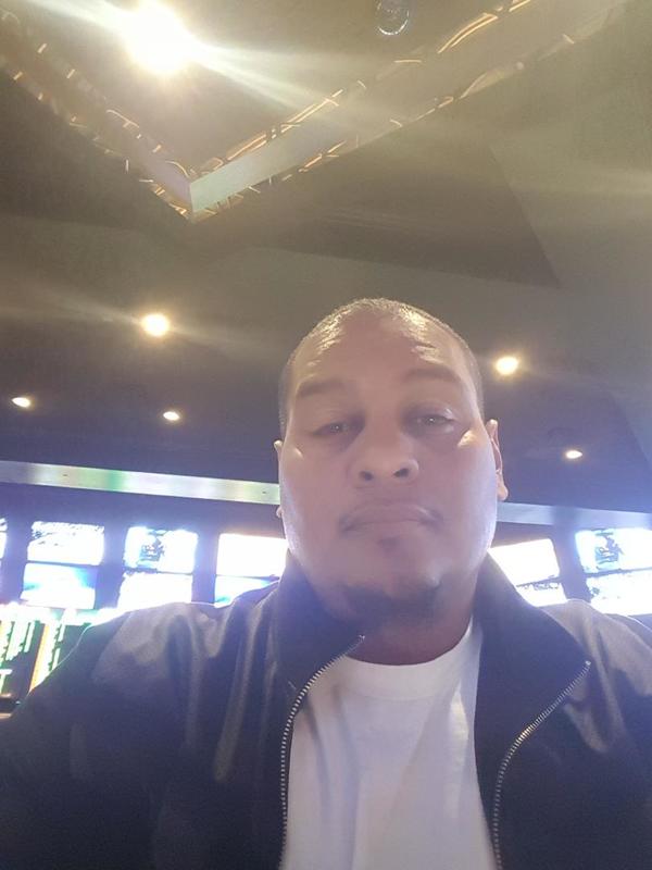 Date this sensual United States man Vgsflow from LAS VEGAS US19078