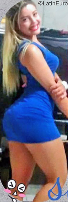 Date this happy Venezuela girl Dariana from Cabimas VE1363