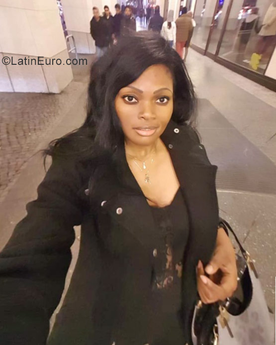 Date this fun Germany girl Carine from Fürstenwalde DE456