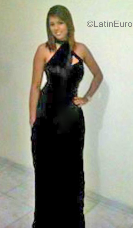Date this stunning Dominican Republic girl Stephanie from Santo Domingo DO31768