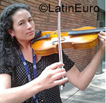 Date this attractive Colombia girl Sandy from Bogota CO23589