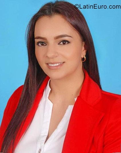Date this funny Colombia girl Diana from Pereira CO23618