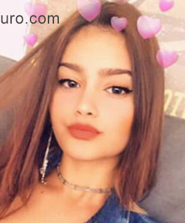 Date this voluptuous Colombia girl Victoria from Medellin CO23657