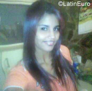 Date this passionate Venezuela girl Juilliaan from Anzoategui VE1507