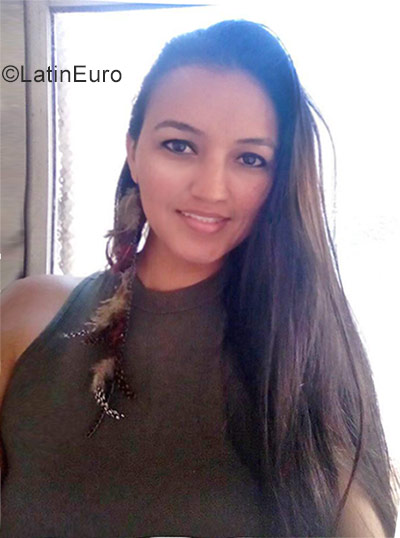 Date this passionate Colombia girl Yulied from Cartago CO23684