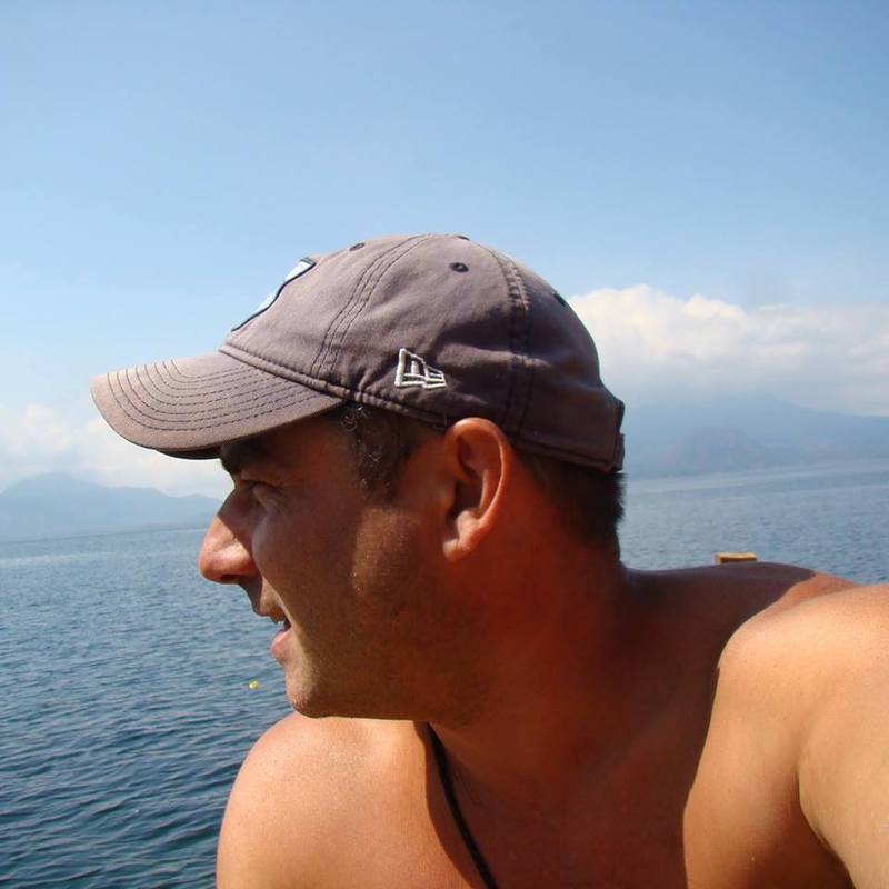 Date this funny Guatemala man Alton from Panajachel GT87