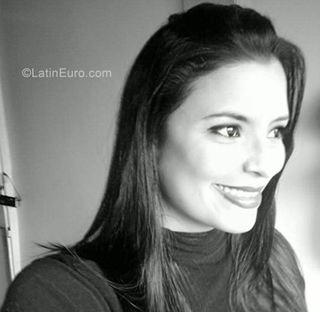 Date this georgeous Venezuela girl Daniela from Barinas VE1570