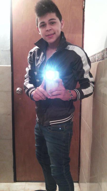 Date this funny Venezuela man Edmanuel alexan from Merida VE1576