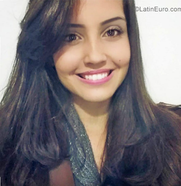 Date this exotic Brazil girl Julia from Belo Horizonte BR10535