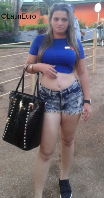 Date this beautiful Cuba girl Lisseth from Ciego De Avila CU299