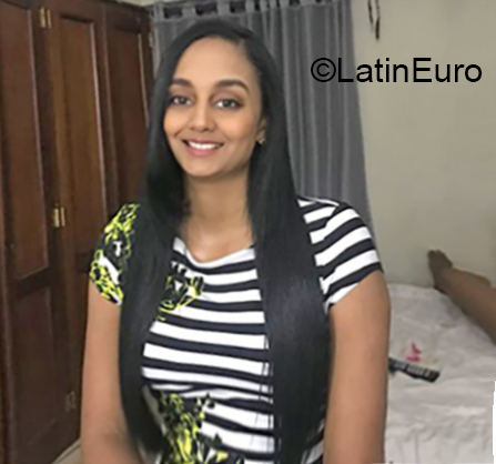 Date this georgeous Dominican Republic girl Patty from Santo Domingo DO32367