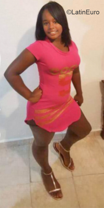 Date this delightful Dominican Republic girl Kaila from Santo Domingo DO32415