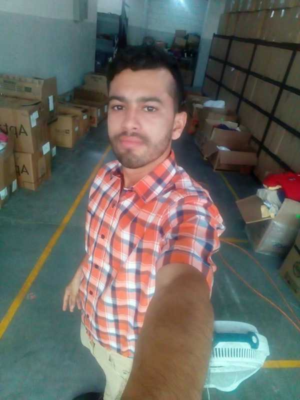 Date this good-looking Colombia man JIMMY27 from Barranquilla CO23893