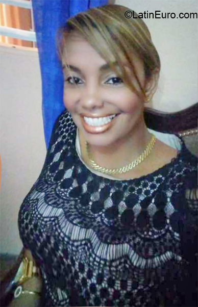Date this voluptuous Dominican Republic girl Abby from Santo Domingo DO32461