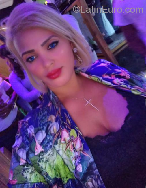 Date this tall Dominican Republic girl Celeste from San Cristobal DO32553