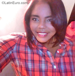stunning Colombia girl Karen from Cali CO24012