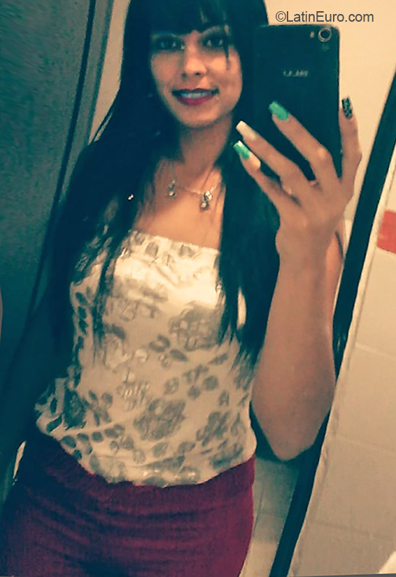 Date this passionate Venezuela girl Greisi from Acarigua VE1881