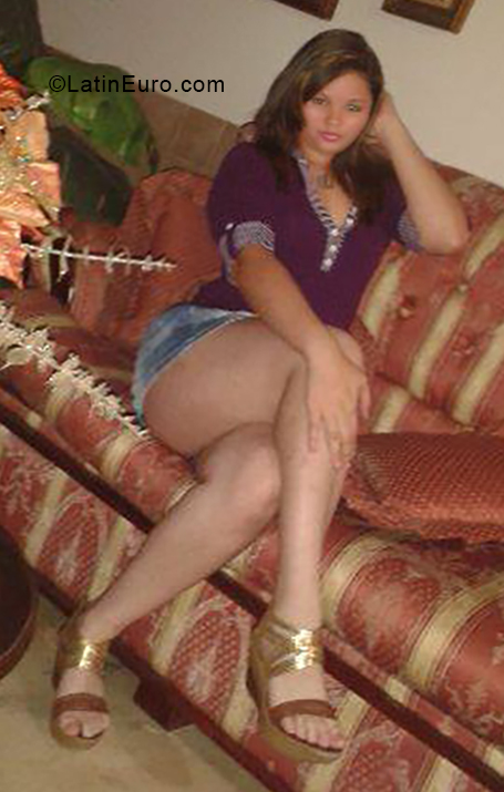 Date this tall Venezuela girl Liliana from Caracas VE1766