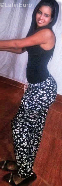 Date this cute Venezuela girl Gabriela from Coro VE1827
