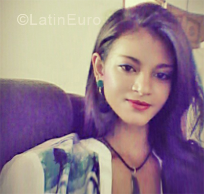 Date this cute Brazil girl Jaciara from Goiania BR10598