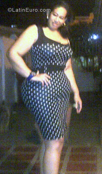 Date this georgeous Colombia girl Jackeline from Santa Marta CO24258