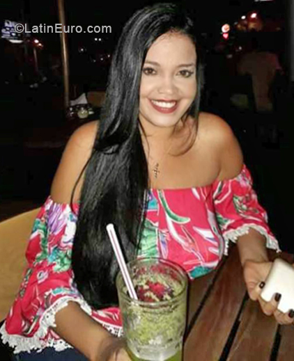 Date this good-looking Colombia girl Sofia from Medellin CO24209