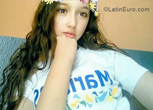 Date this athletic Nicaragua girl Dayanira from Managua NI212