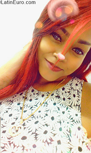 Date this lovely Dominican Republic girl Yessica from Sto Dgo DO33105