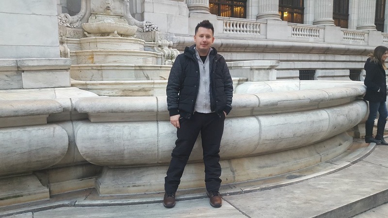 Date this pretty United States man Leonardo from New York US19514