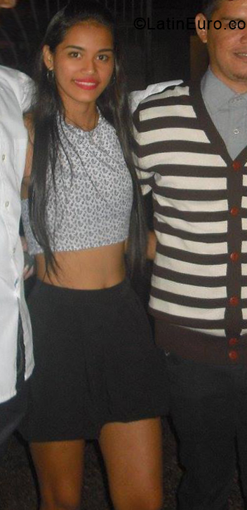 Date this hard body Venezuela girl Humdyis from Maturin VE1904