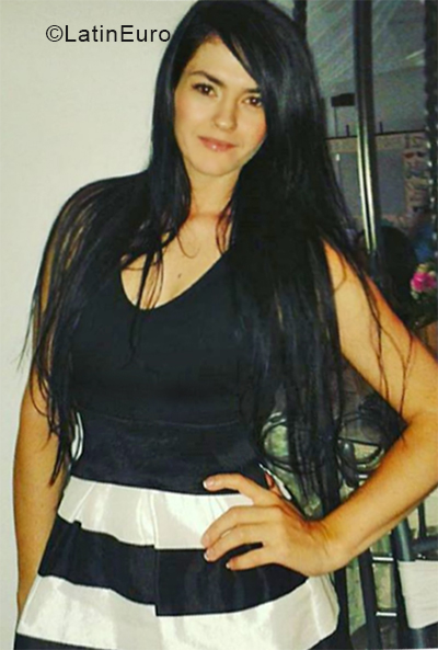 Date this exotic Colombia girl Paulina from Medellin CO24440