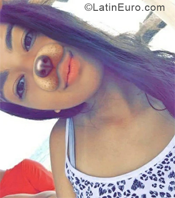 Date this delightful Venezuela girl Fabiola from Cumana VE1932