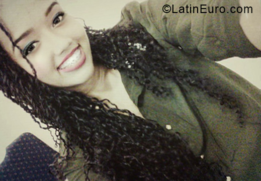 Date this funny Brazil girl BRUNA from Porto Velho BR10682