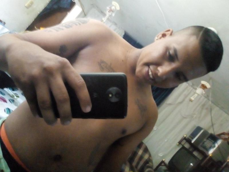 Date this sensual Colombia man May from Cali CO24514