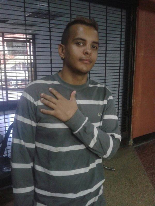 Date this gorgeous Venezuela man Jhonny from Carcas VE1976