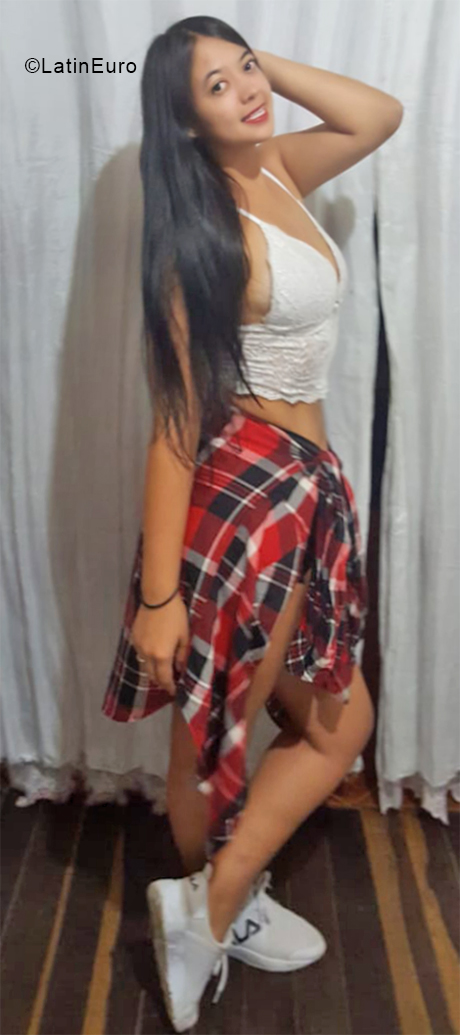 Date this young Colombia girl Yuliana from Pereira CO24565