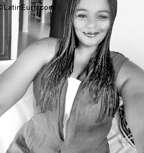 Date this pretty Colombia girl Mary from Valledupar CO24605