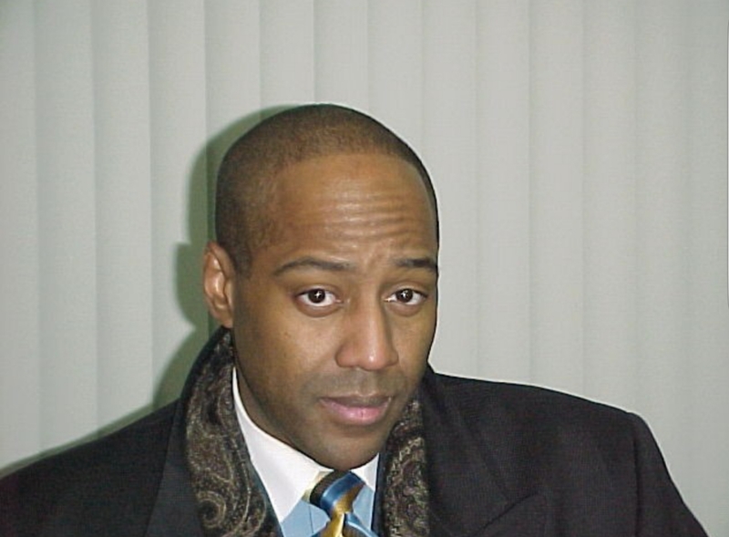 Date this happy United States man GodSavetheKing from Chicago US19689