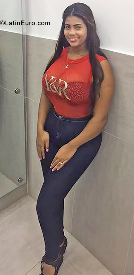 Date this stunning Dominican Republic girl Ros from Puerto Plata DO33645