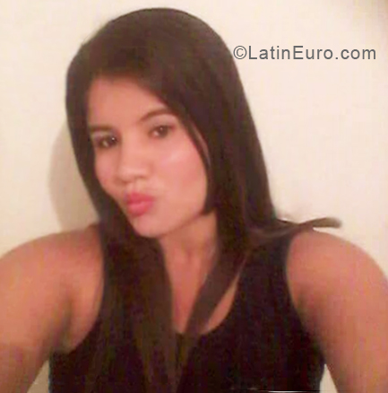 Date this tall Venezuela girl Mislanyis from Maracaibo VE2058