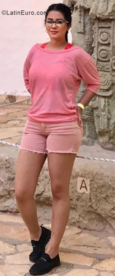 Date this cute Honduras girl Margarita from San Pedro Sula HN2625