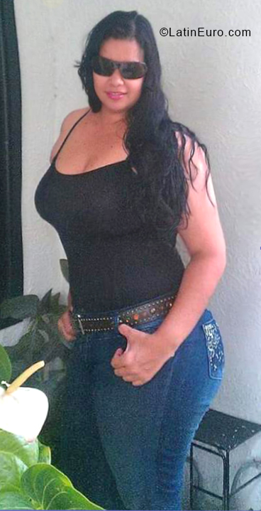 Date this good-looking Colombia girl Luisa from Barranquilla CO31264