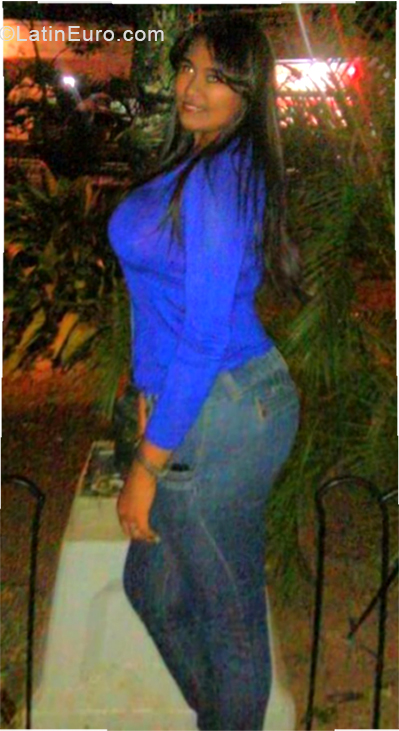 Date this sensual Venezuela girl Nadiuska from Ciudad Bolivar VE2103